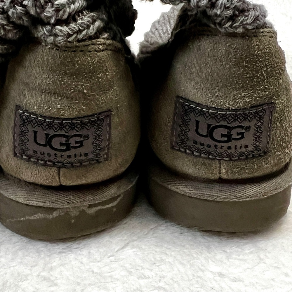 UGG Classic Cardi Knit Grey Boots - Size 10 - Picture 5 of 10